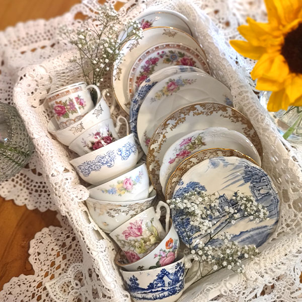 Tasses et soucoupes